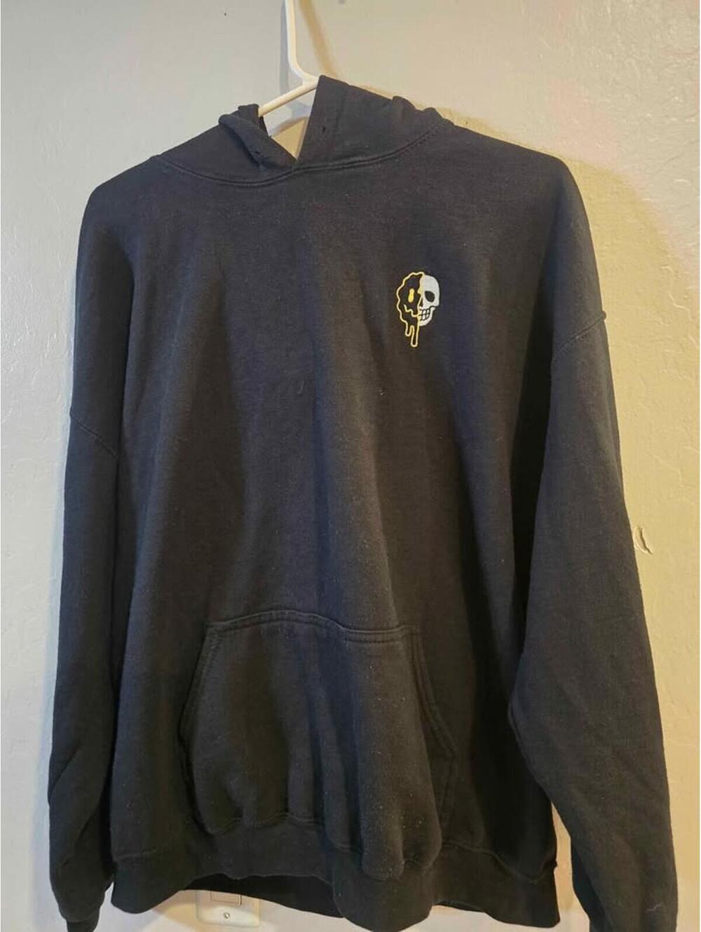 2 Riot Society Hoodies Men's Size XL